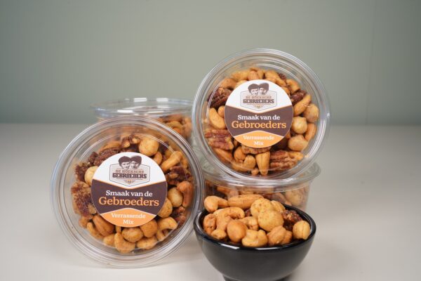 Verrassende mix - de knabbels van de hoeksche gebroeders